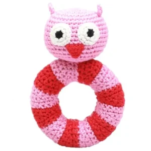 Hæklet rund rangle -- ugle (pink)